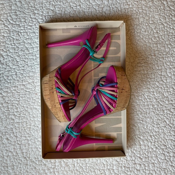 BCBG BG-Santos Multi-Color Cork Heel - Picture 4 of 12